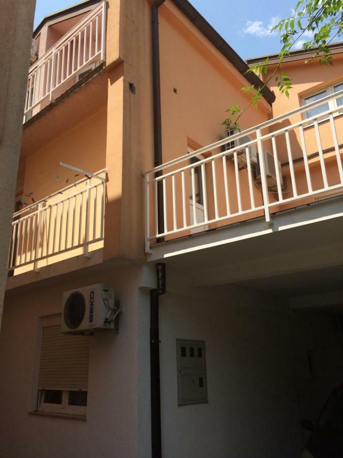 Apartment Lugalu Μόσταρ Εξωτερικό φωτογραφία